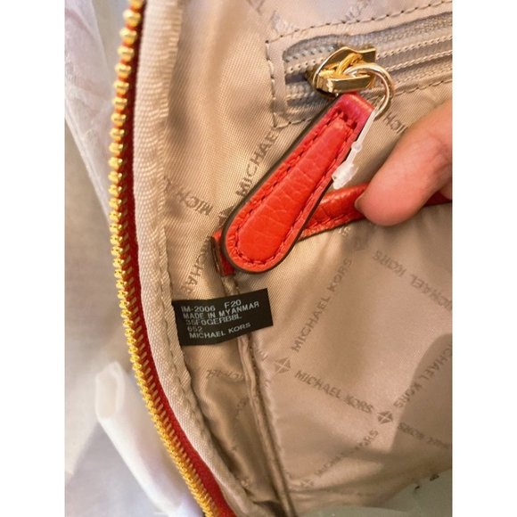 Michael Kors Erin Medium Backpack Red main image 7